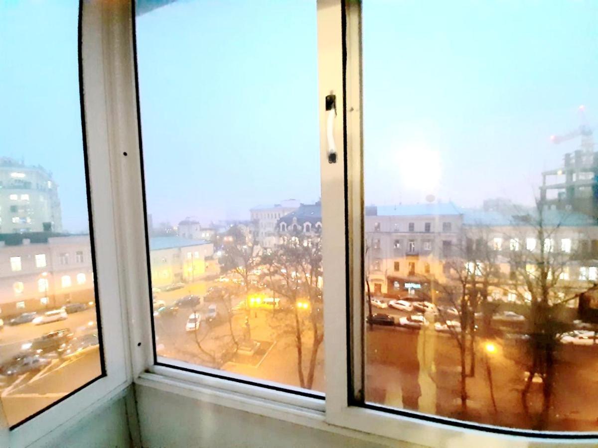 Апартаменты Marin в самом центре Харків Екстер'єр фото